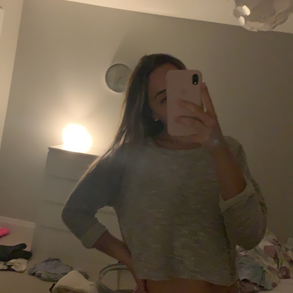 Cropped sweater top - Picture 2 of 2